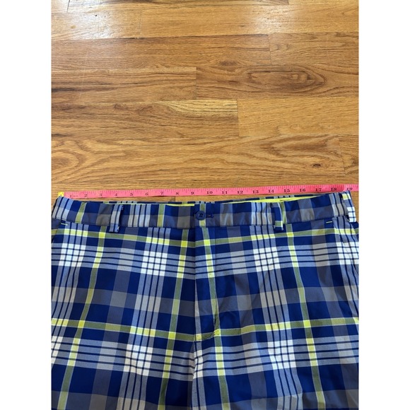 Nike Golf Shorts Men's‎ Size 36 Dri-Fit Tour Performance Blue Plaid Yellow - Picture 6 of 7